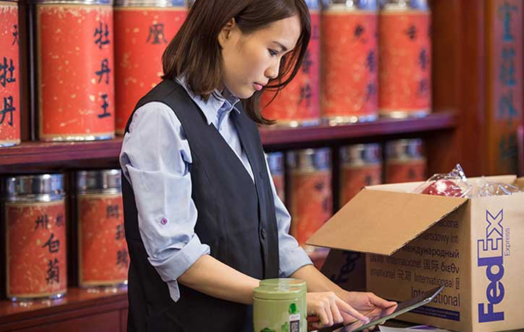 How to ship to Asia with FedEx