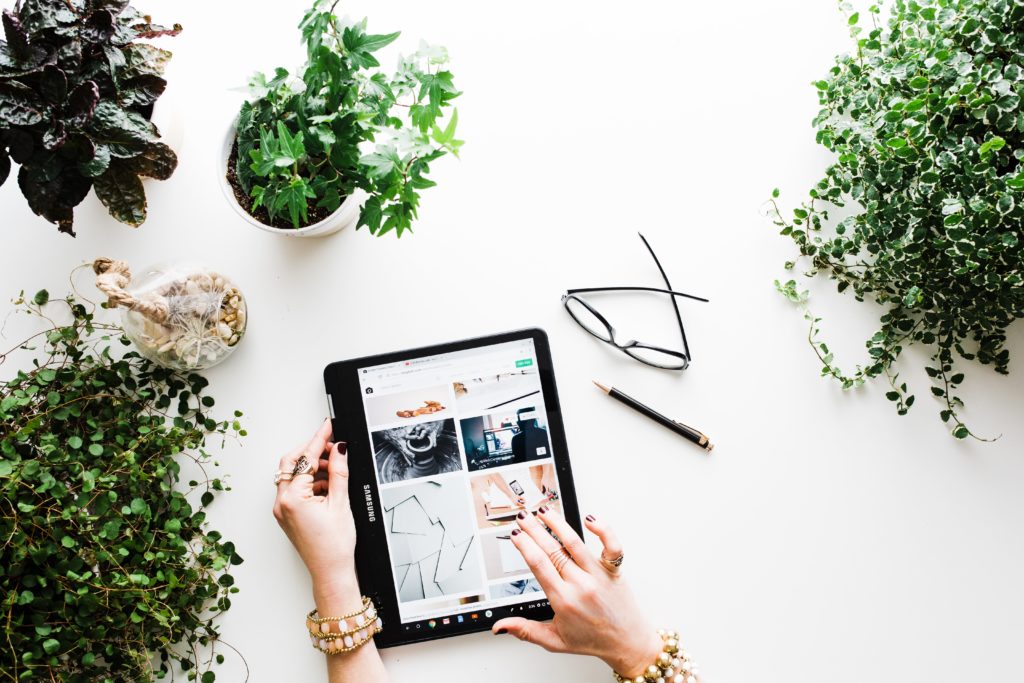 Woman shopping on laptop