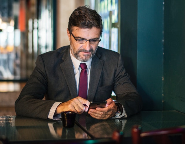 The electronic invoice for customs helps you avoid mistakes and better manage your shipments